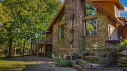 Alpine Lodge - Image 3