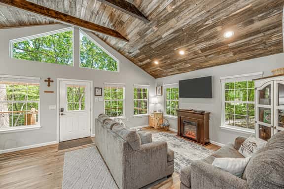 Coyote Cabin - Image 1