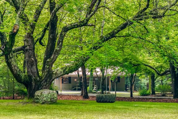 Faith Family Farmhouse - Image 1