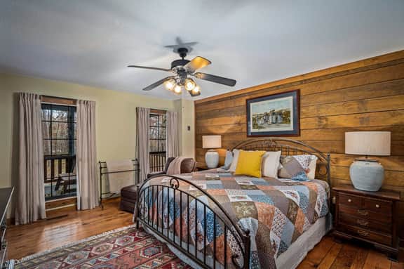 Linger Longer Cabin - Image 3