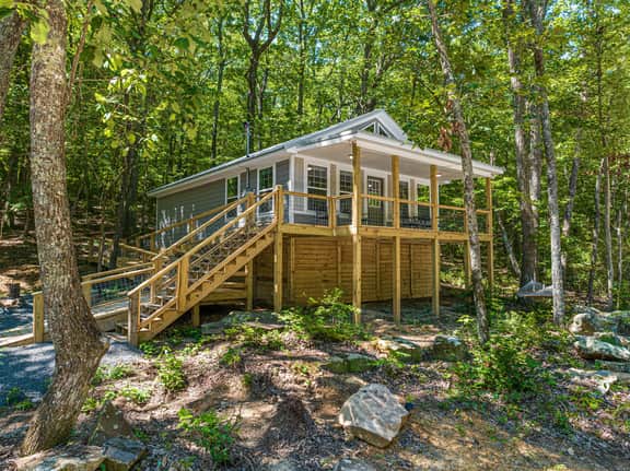The Otter Box Cabin - Image 2